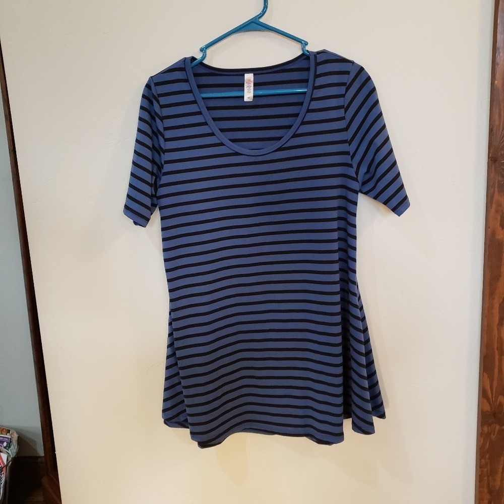 Scoop Neck Perfect T